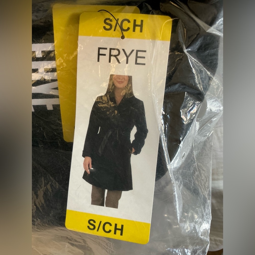Frye Womenβs Black Wrap Coat Self Tie Belt β Small β NWT - Picture 2 of 11